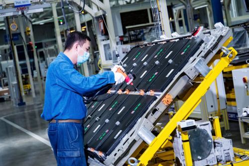 奧特能超級工廠投產,凱迪拉克首款電車lyriq電池模塊將由此生產